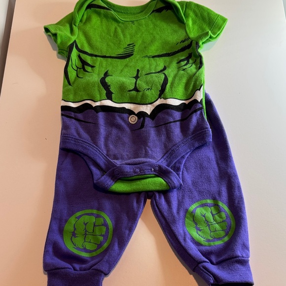 Marvel Green and Purple Kids Matching Set - Picture 1 of 2